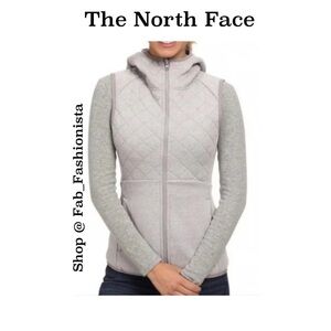 The North Face Fleece Reversible vest size medium magenta